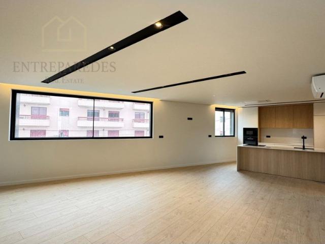 Apartamento T2 com varanda para comprar em Gondomar Porto. 87m² Gondomar São Cosme, Valbom e Jovim