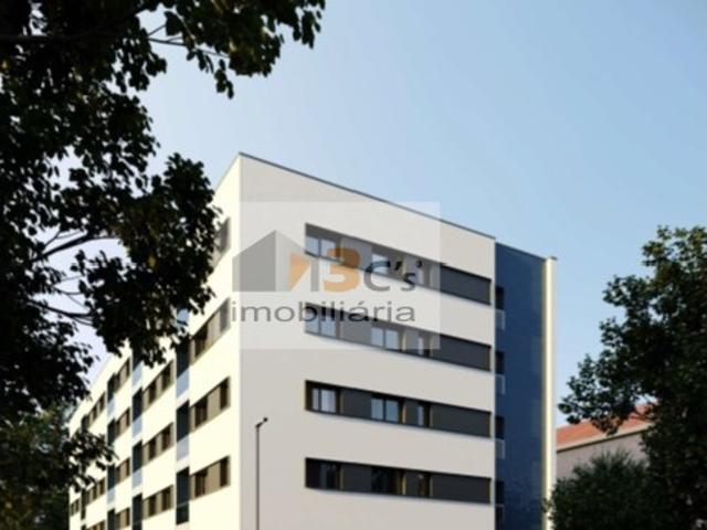 Apartamento T2 com varanda, Santa Rita, Ermesinde