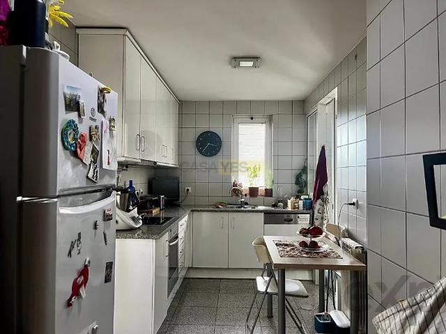 Apartamento T2 com varandas e garagem no Pinheiro Manso – Porto Arrendamento
