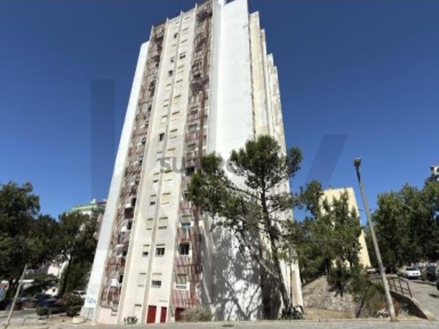 Apartamento T2 com Vista Desafogada | Tapada das Mercês, Algueirão Mem Martins