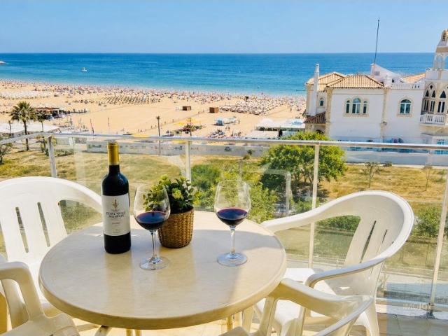 Apartamento T2 com vista Mar na Praia da Rocha 78m² Portimão