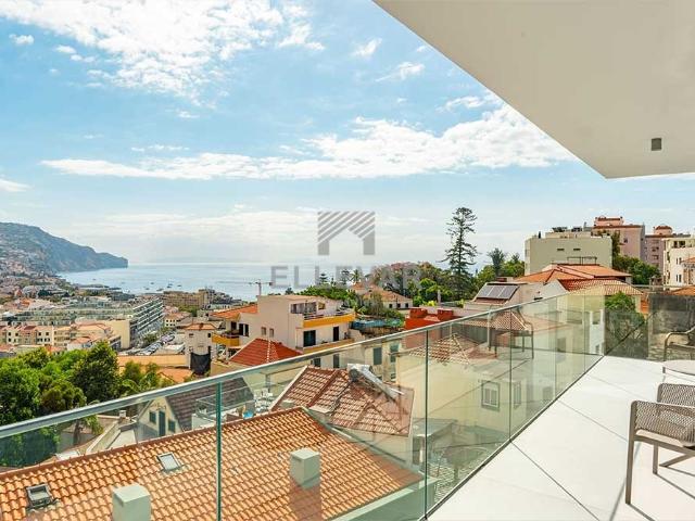 Apartamento T2 com vista mar no Funchal