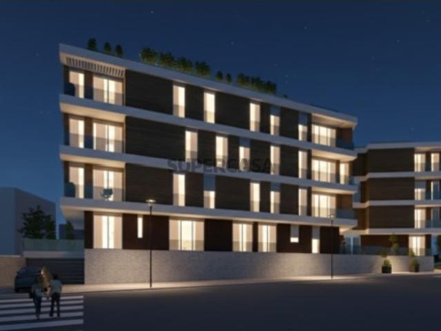 Apartamento T2 com Vista Mar no Rooftop, junto à Praia da Consolação