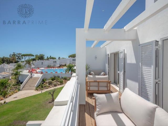 Apartamento T2 com Vista Mar em Condomínio Exclusivo no Alga. 0m² Albufeira e Olhos de Água