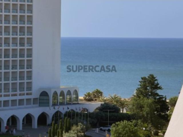 Apartamento T2 com vista mar junto à Marina de Vilamoura, Algarve