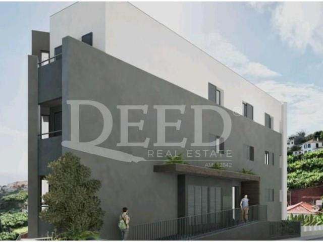 Apartamento T2 com vista mar para venda em Câmara de Lobos 104m² Câmara De Lobos