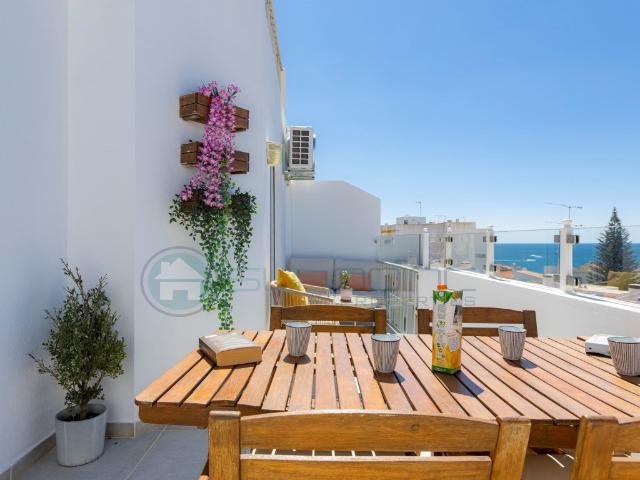 Apartamento T2 com Vista Mar Única Praia da Luz, Lagos 78m² Luz