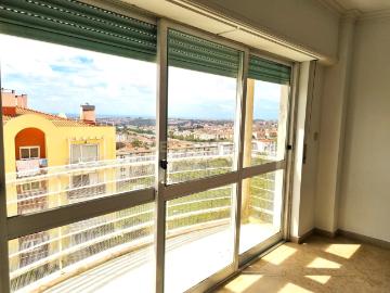 Apartamento T2 com Vista Panorâmica e garagem