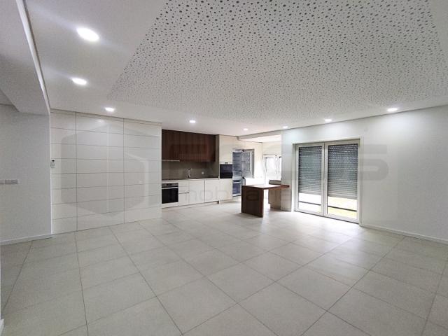 Apartamento T2 como novo nas proximidades da Universidade de Aveiro