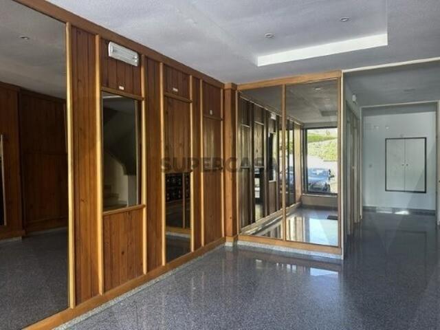 Apartamento T2 Completamente Remodelado Centro Ericeira