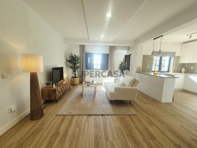 Apartamento T2 completamente renovado em Vila Nova de Milfontes