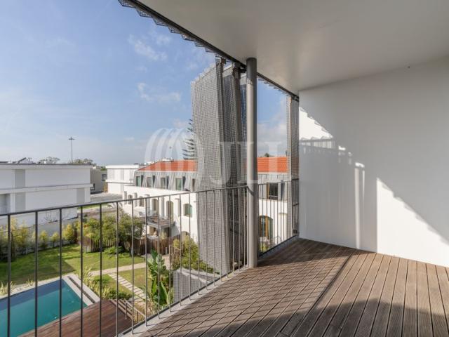 Apartamento T2 em condomínio com piscina, no Restelo, Lisboa