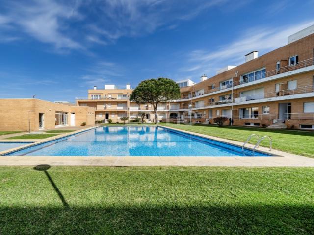 Apartamento T2 c/Piscina em Condomínio Fechado Esposende