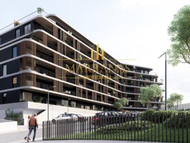 Apartamento T2 c/varanda