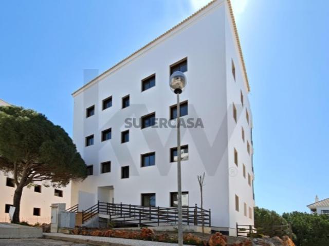 Apartamento T2 de alta qualidade, próximo à praia da Falésia Excelente oportunidade de investimento