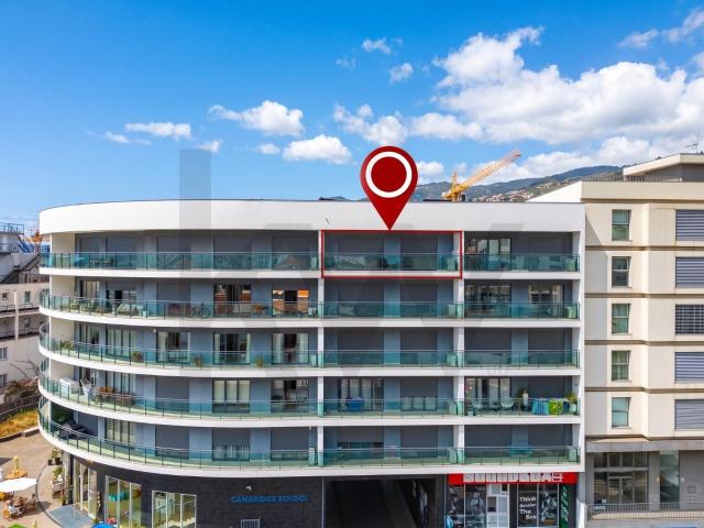 Apartamento T2 de Excelência com Licença de Alojamento Local. 119m² São Pedro Funchal