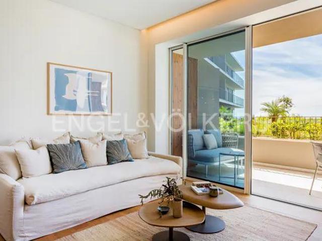 Apartamento T2 de luxo num empreendimento a passos da Praia 157m² Quarteira