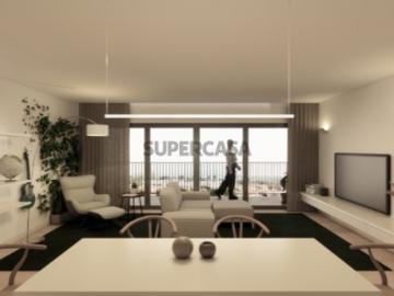 APARTAMENTO T2 DE LUXO Olhão Vista Mar A 5 minutos da Marina Estacionamento e arrecadação 152m2 de área