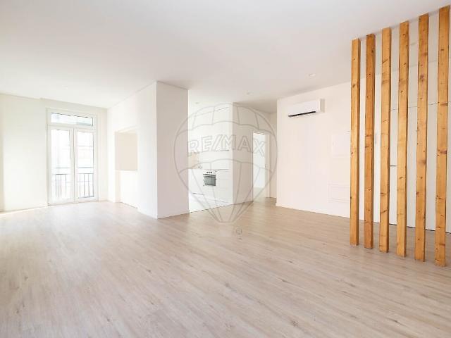 Apartamento T2 de luxo à venda em Campolide, Lisboa RE/MAX Portugal
