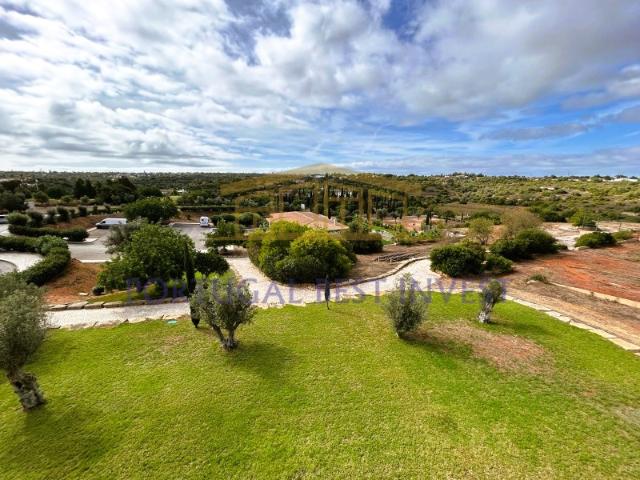 Apartamento T2 de Luxo em Golf Resort no Algarve