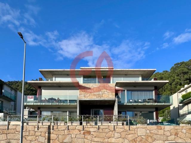 Apartamento T2 de Luxo, em Viana do Castelo