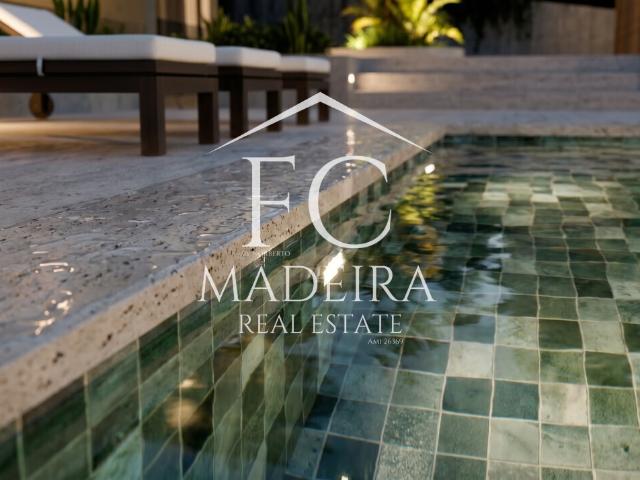 Apartamento T2 de Luxo UPTOWN 36 Funchal Vista Baía