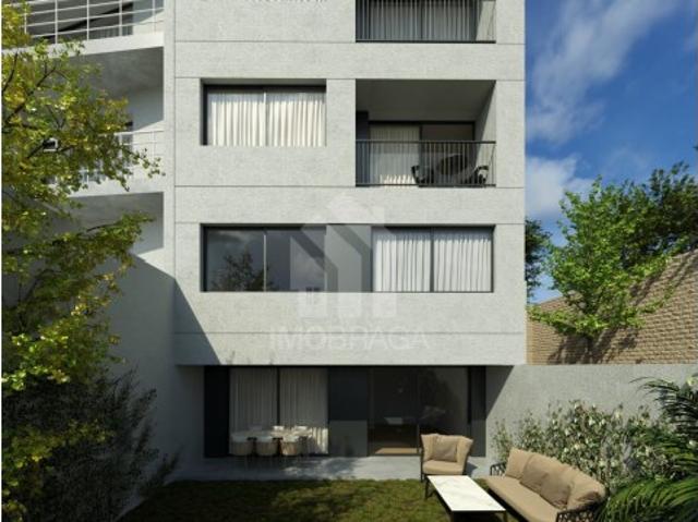 Apartamento T3 Duplex com Logradouro Novo na Sé, em Braga
