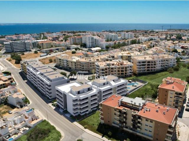 Apartamento T2 Duplex com piscina e jardim a poucos minutos. 102m² São Gonçalo de Lagos