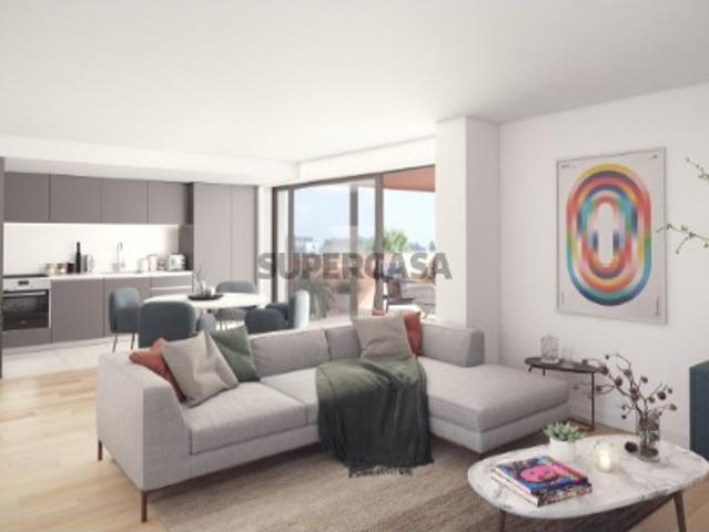 Apartamento T2 duplex com varandas /terraço em Ramalde Porto