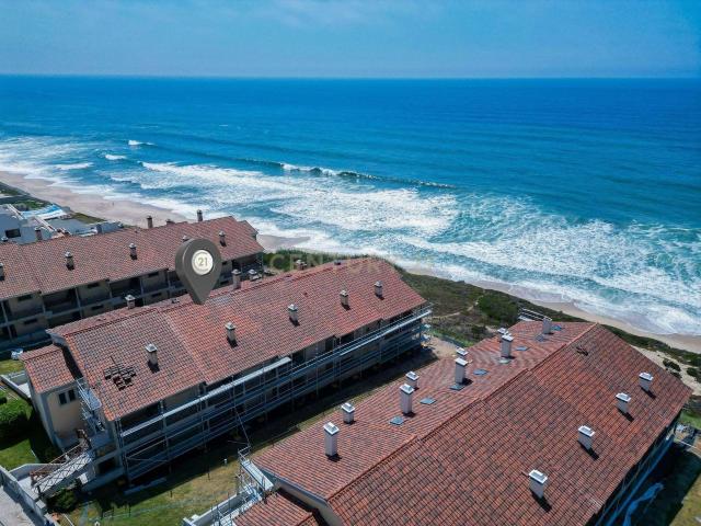 Apartamento T2 Duplex com Vista Mar e Garagem Privada – Pedra do Ouro, Alcobaça
