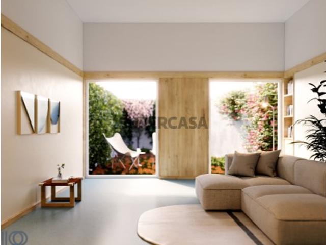 Apartamento T2 Duplex à venda na baixa do Porto