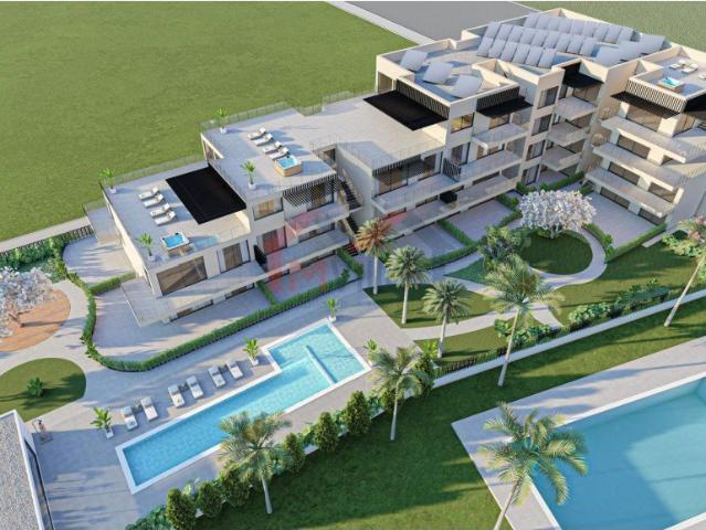 Apartamento T2 Luxo com vista mar, piscina e garagem perto d. 102m² Quarteira
