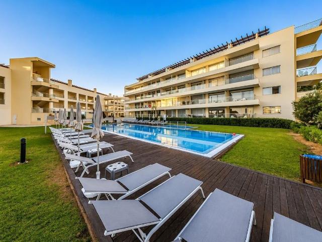 Apartamento T2 Duplex em Empreendimento Frente ao Golfe em V. 214m² Quarteira