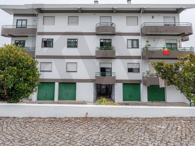 Apartamento T2 duplex em Santa Clara