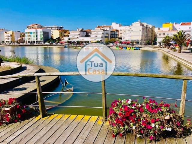 Apartamento T2 Duplex Novo com Entradas Independentes Para poder rentabilizar espaços