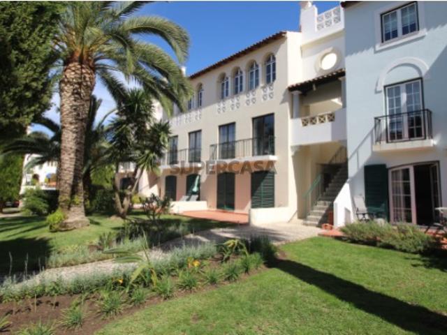 Apartamento T2 Duplex no ’The Old Village’, em Vilamoura Algarve