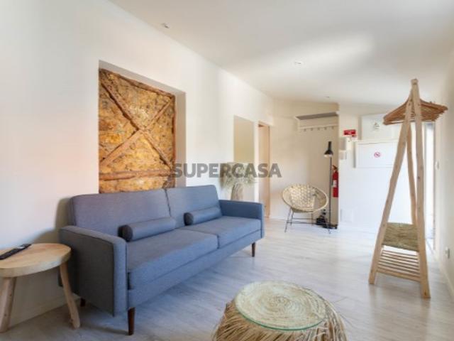 Apartamento T2 Duplex para venda na Graça | Wallis Real Estate