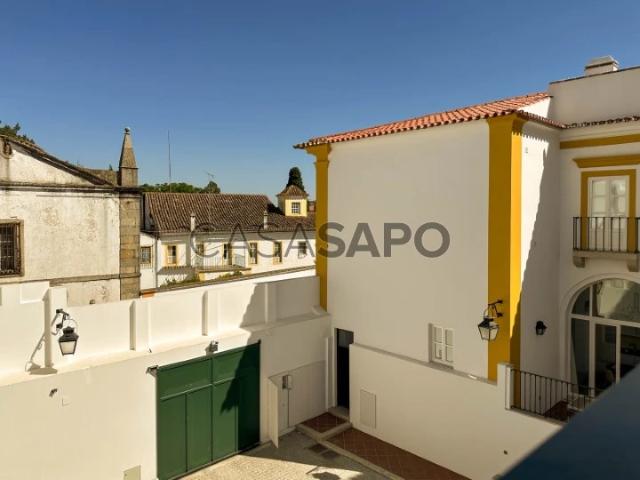 Apartamento T2 Duplex para alugar em Évora