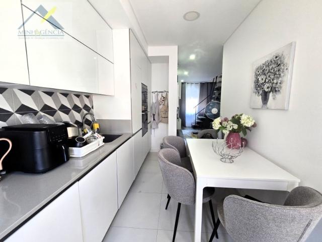 Apartamento T2 Duplex remodelado no Lavradio