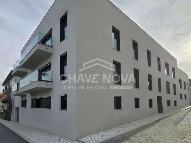 Apartamento T2 Duplex + Terraço