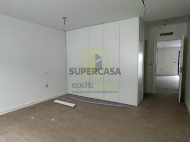 Apartamento T2 DUPLEX Venda em Esgueira,Aveiro