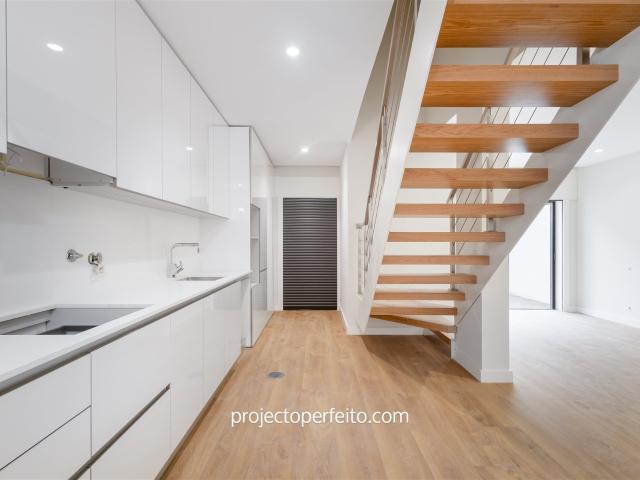 Apartamento T2 Duplex Venda em Espinho,Espinho 127m² Espinho