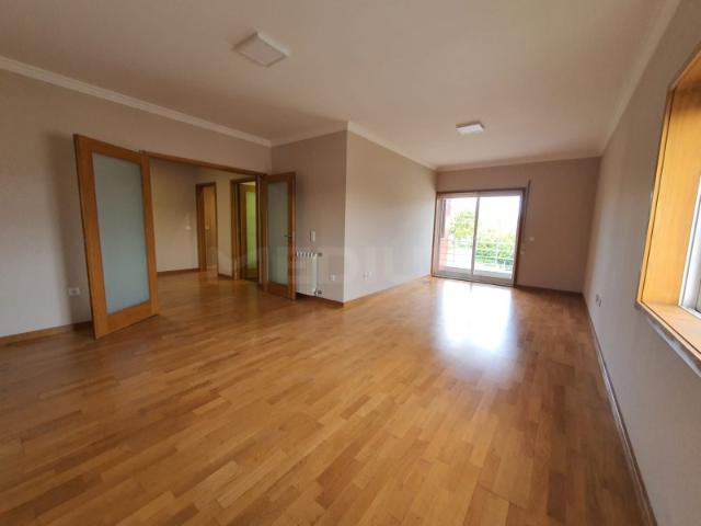 Apartamento T2 Edifício Palmeira