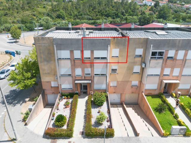 Apartamento T2 Eiras com garagem