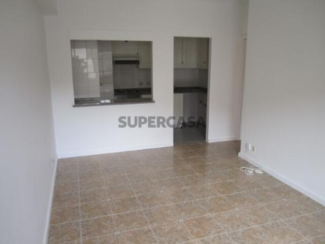 Apartamento T2 em Valadares