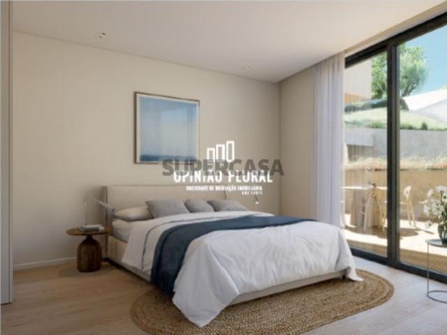 Apartamento T2 em Valadares