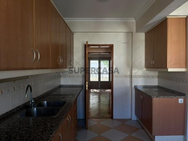 Apartamento T2 em Venteira