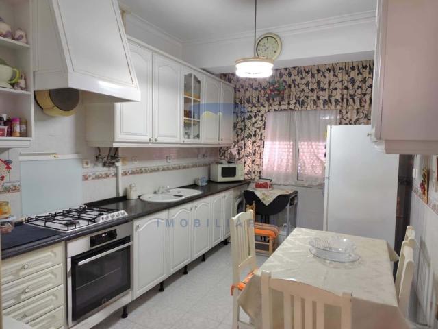 Apartamento T2 em Venteira com Excelente Localização 65m² Venteira