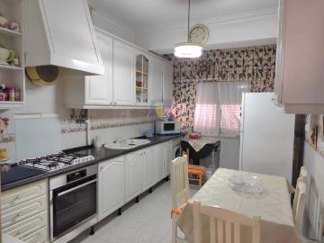 Apartamento T2 em Venteira com Excelente Localização 65m² Venteira