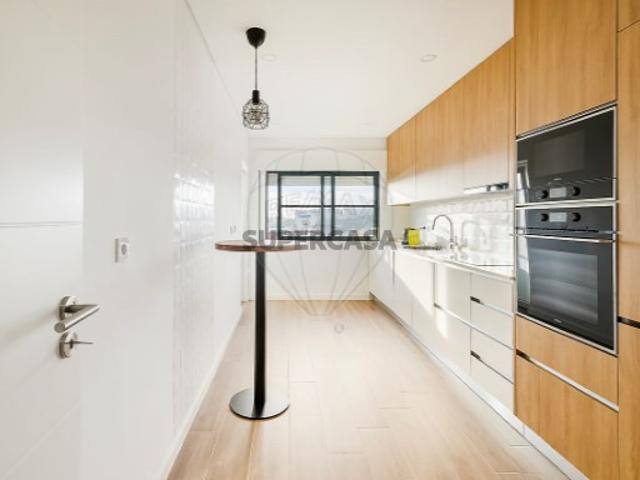 Apartamento T2 em Vialonga